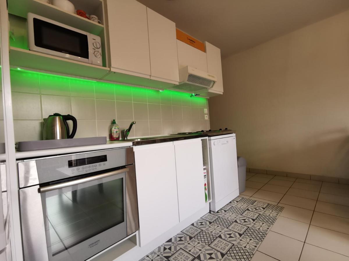 Au 11 T3 Duplex, Village Vacances, Piscines, Parking Сен-Женье-д'Оль Экстерьер фото